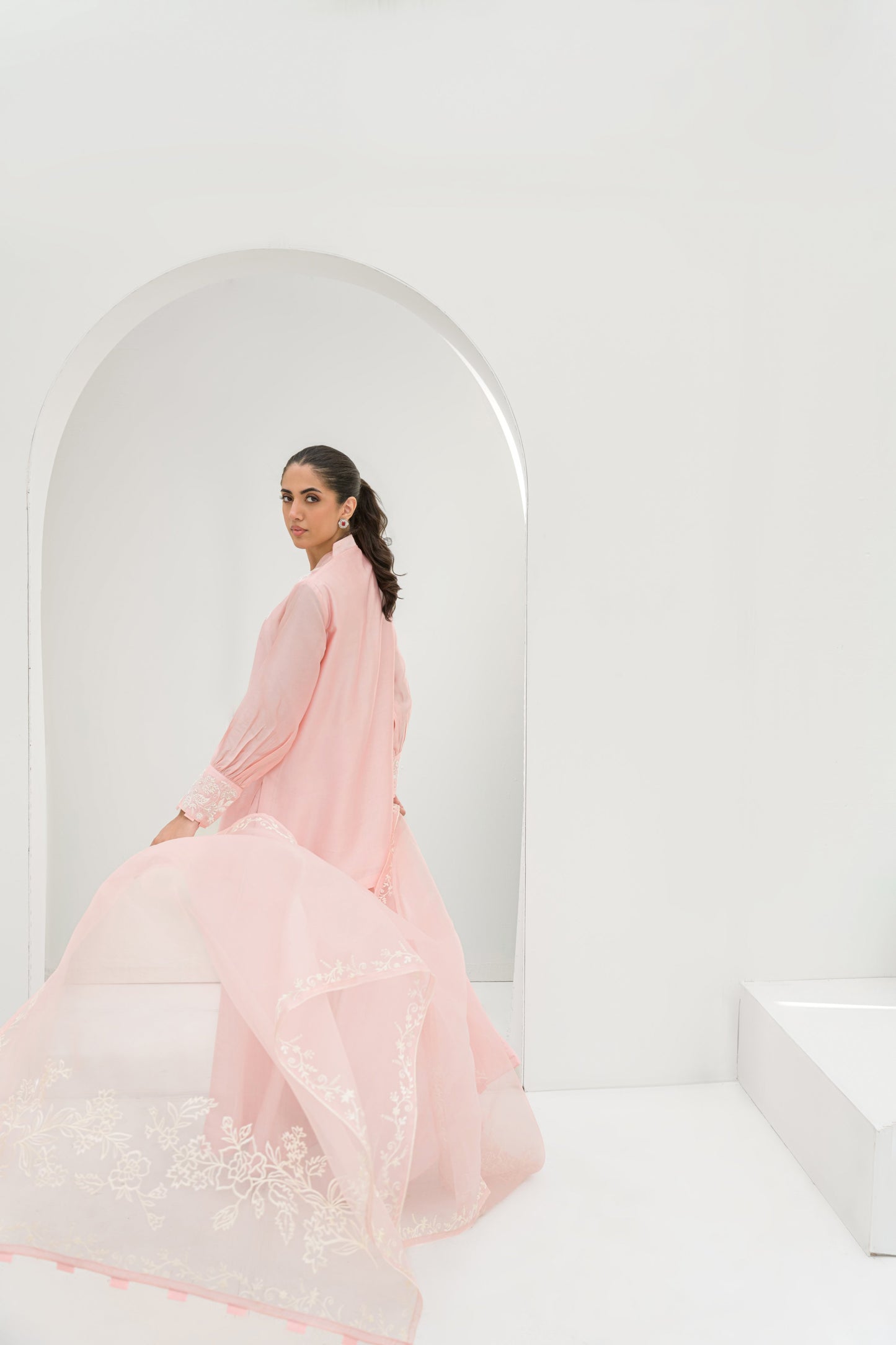 RAHA SHIRT DUPATTA WITH BOX PANTS